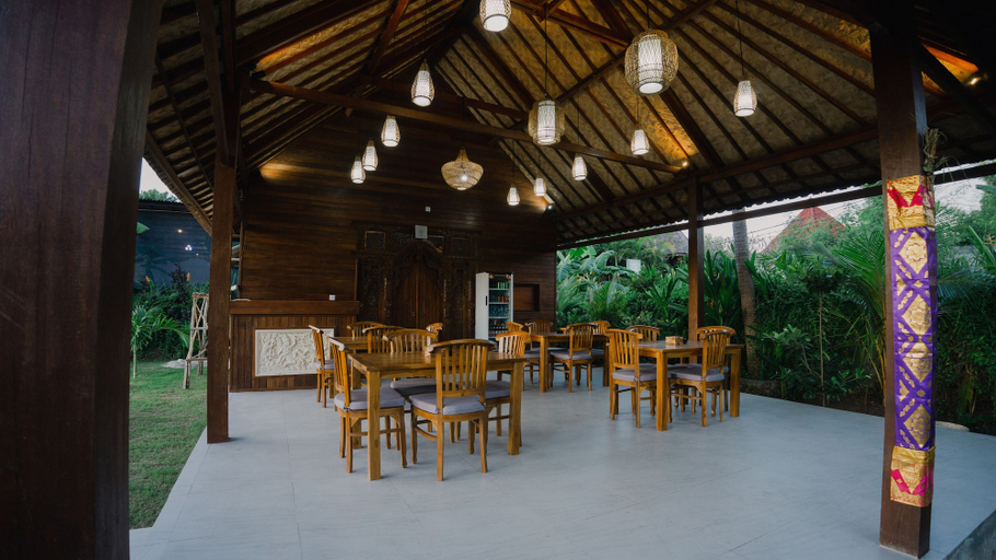 Food & Drinks 5, Sunset Star Huts, Klungkung