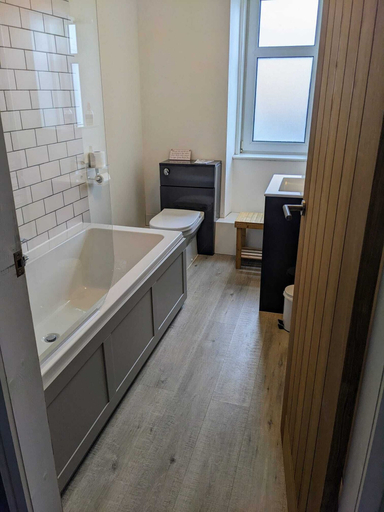 Bathroom 4, Lochaline Hotel, Highland