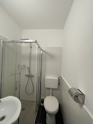 Bathroom 5, Erft Apartment, Rhein-Erft-Kreis