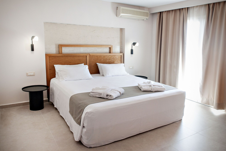 Bedroom 4, Alexandra Beach Hotel, Crete