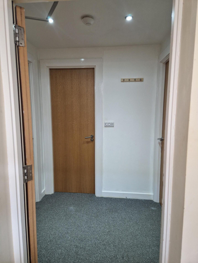 Others 5, Remarkable 2-bed Apartment in Central Liverpool, Sefton