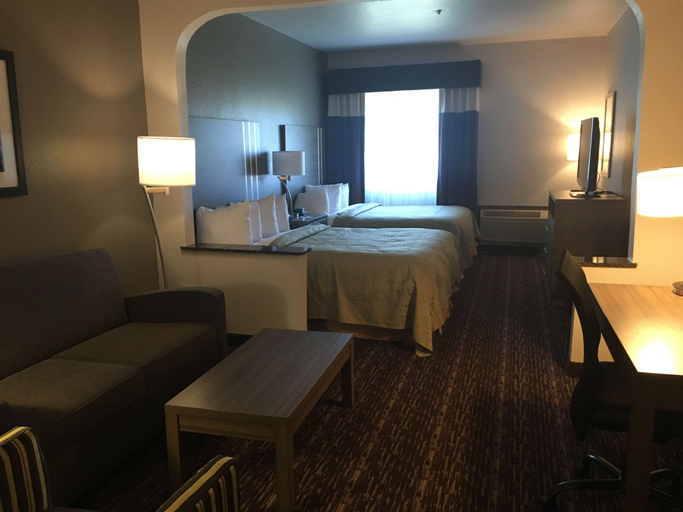 Bedroom 2, SureStay Plus Hotel by Best Western Edmond, Oklahoma