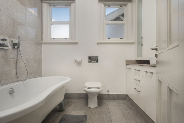 Bathroom 4, Beach Haven Townhouse, eThekwini