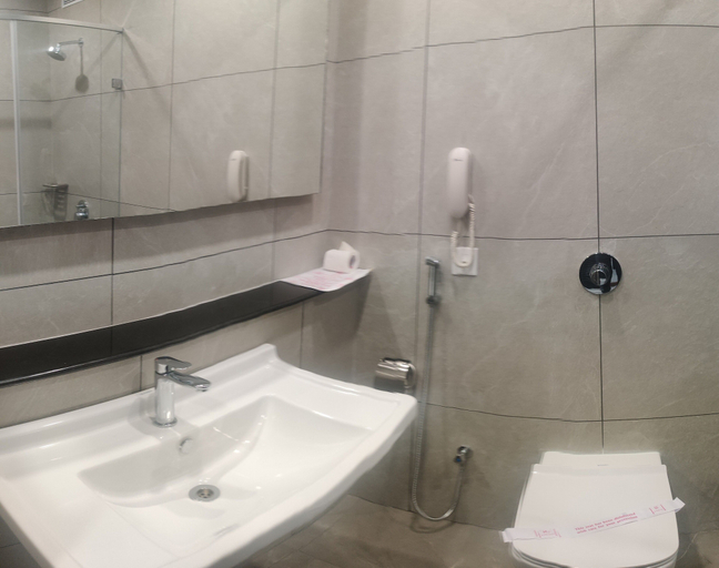 Bathroom, Hotel Heritage Inn, Coimbatore