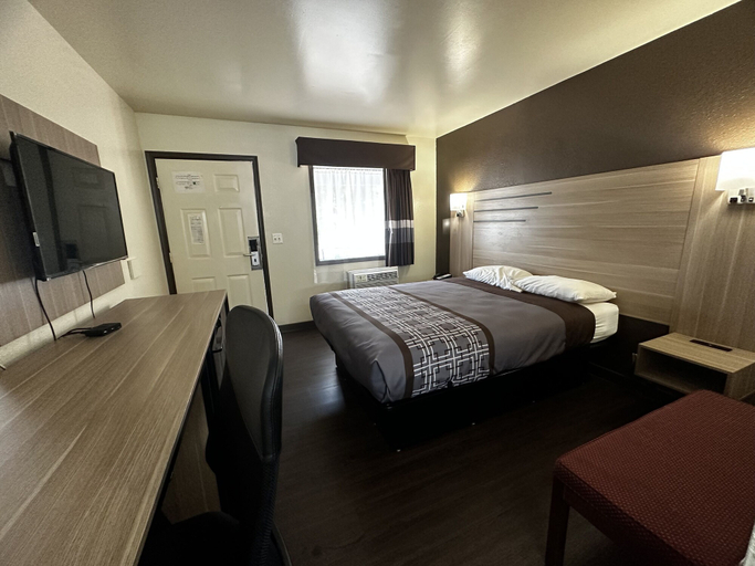 Bedroom 19
