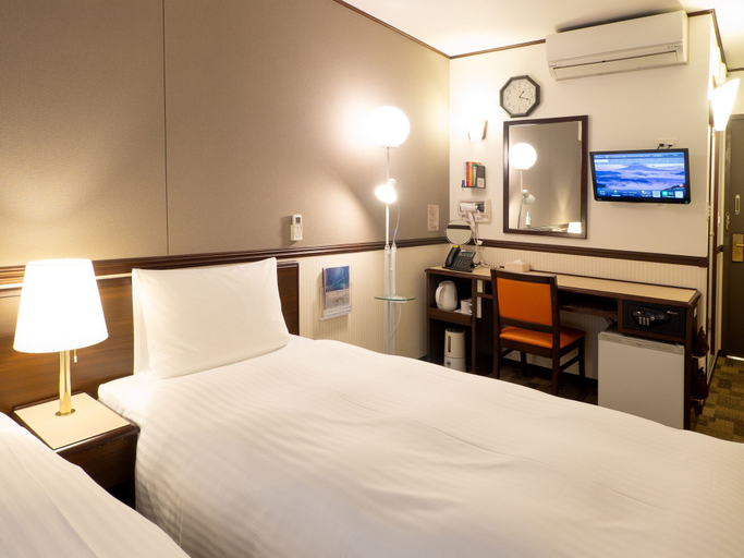 Bedroom 3, Toyoko Inn Osaka Umeda Nakatsu No.2, Osaka