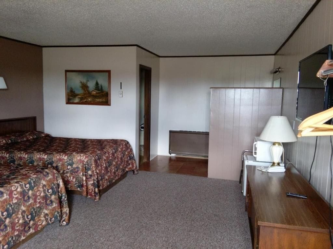 Bedroom 5, Budget Host 4 U Motel, Bowman