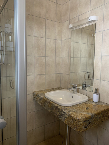 Bathroom 4, Hotel Pension Casa Africana, Windhoek East