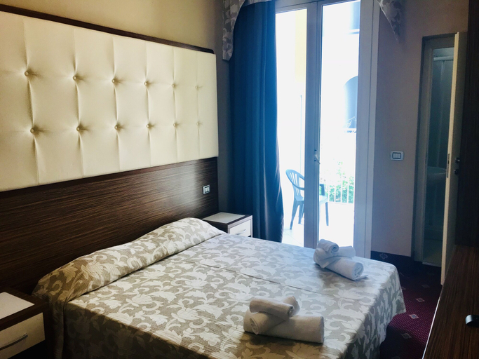 Bedroom 2, Hotel In, Forli' - Cesena