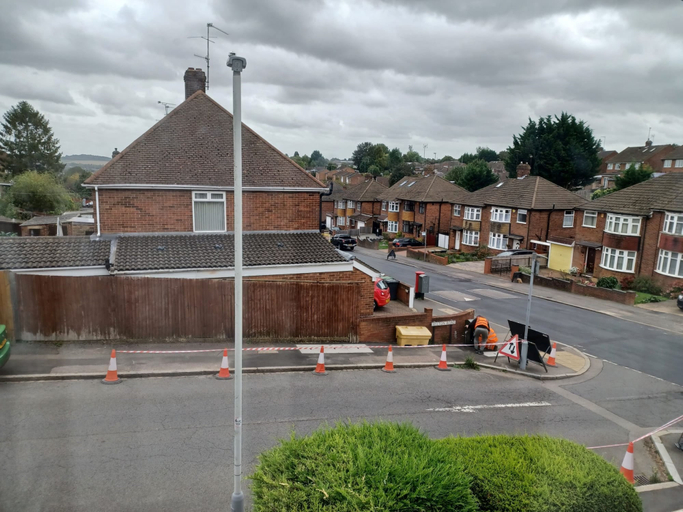 Exterior & Views 2, Huku Kwetu - Milton House, Luton