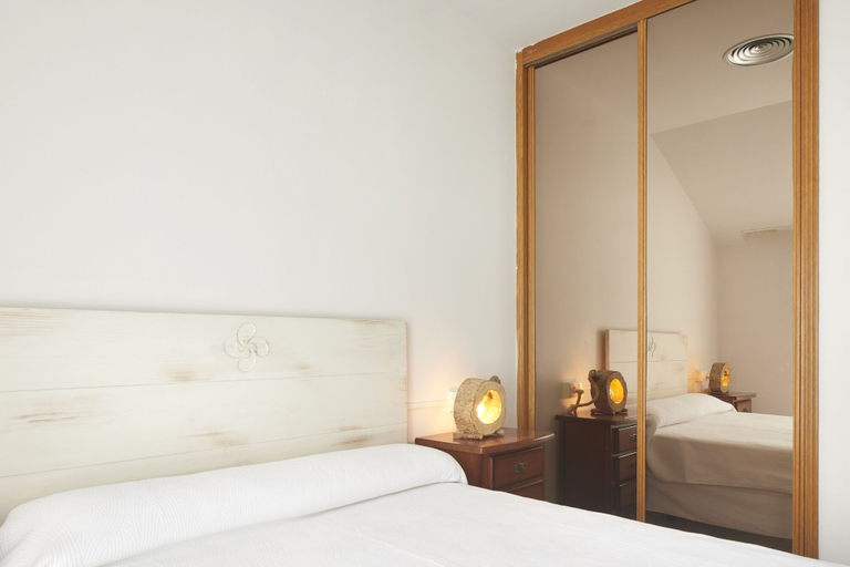 Bedroom 4, Leizarooms, Navarra