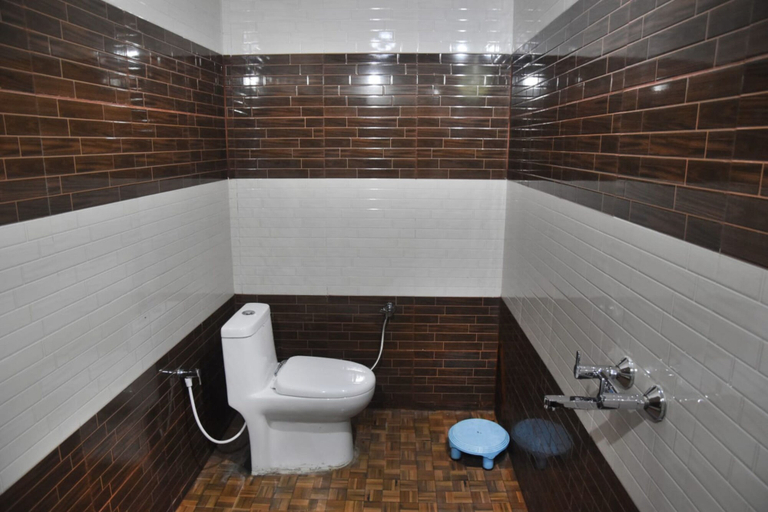 Bathroom, Goroomgo Kaushalya Residency Uttarakhand, Pithoragarh