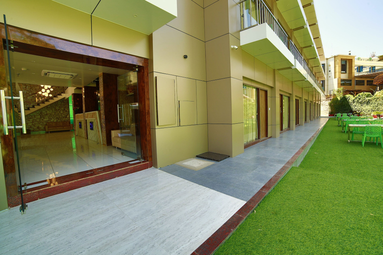 Exterior & Views 2, Hotel Maya Palace, Sirohi