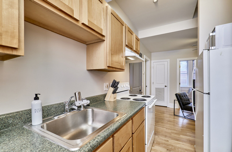 Dining Room 8