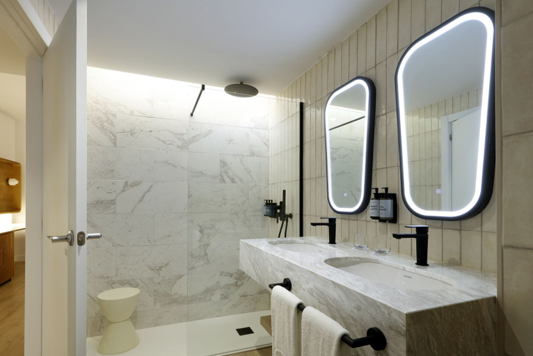 Bathroom 4, Grand Palladium Select Palace Ibiza - All Inclusive, Baleares