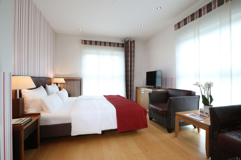 Bedroom 3, ATLANTIC Grand Hotel Travemünde, Lübeck