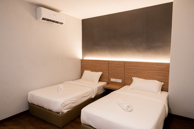 Bedroom 25