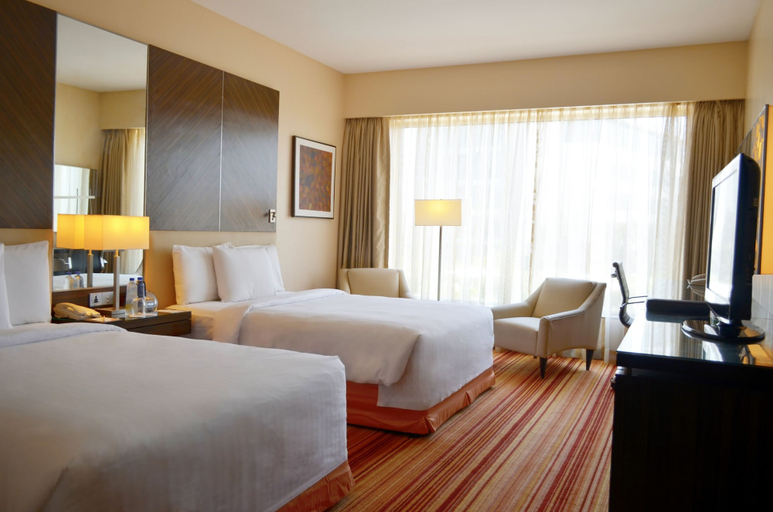 Bedroom 3, Courtyard by Marriott Mumbai International Airport, Mumbai Suburban