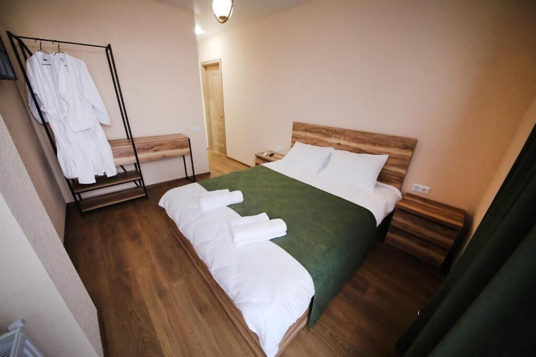 Bedroom 3, Hotel Bessarion, Tskaltubo
