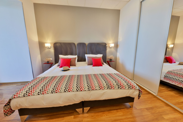Bedroom 3, HOTEL MEDITERRANEE, Haute-Corse