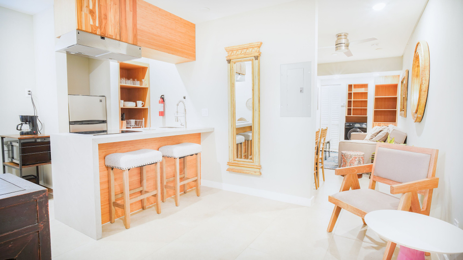 Others 5, Discover the Wonders of This Amazing Apt, Miami-Dade