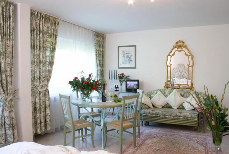 Bedroom 4, Seibel's Parkhotel, München