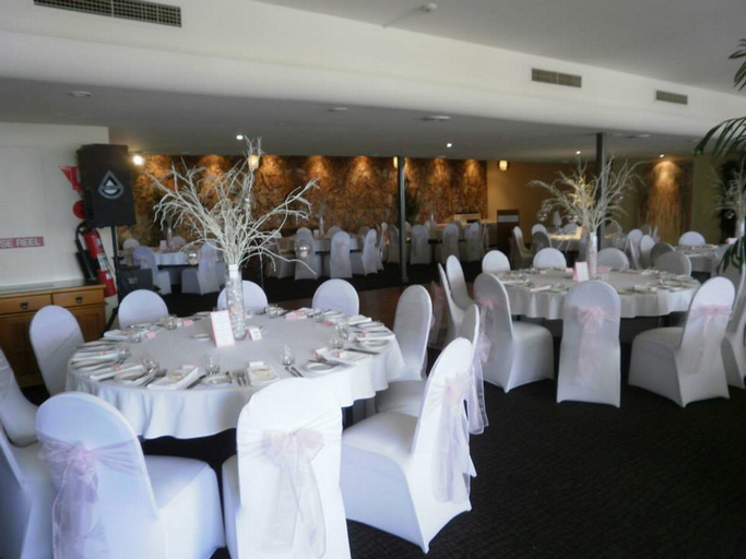 Food & Drinks 5, Comfort Resort Waters Edge, Port Macquarie-Hastings - Pt A