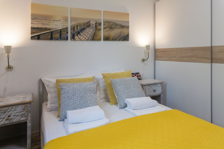 Bedroom 2, Cherry Tree Cottage, Varna