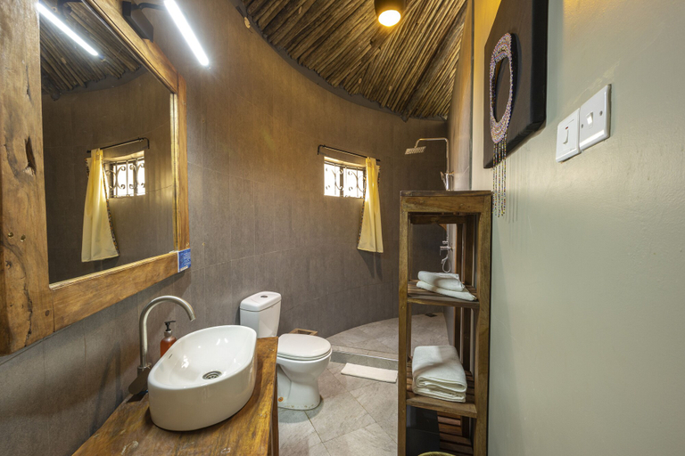 Bathroom 4, Africa Safari Arusha, Arusha Urban
