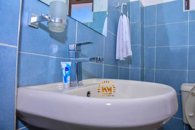 Bathroom 5, Walabi Mara Hotel, Narok North
