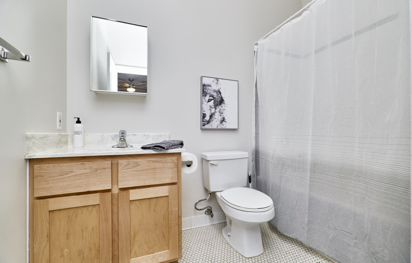 Bathroom 2