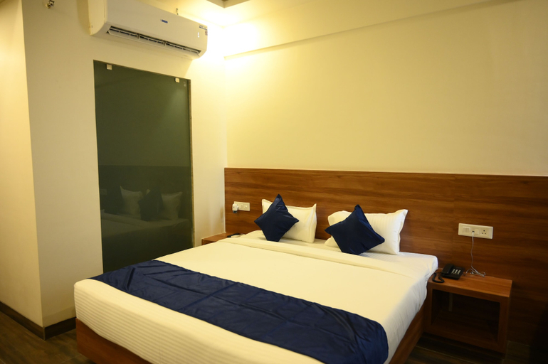 Bedroom 4, Hotel Makhan Vihar, Surguja