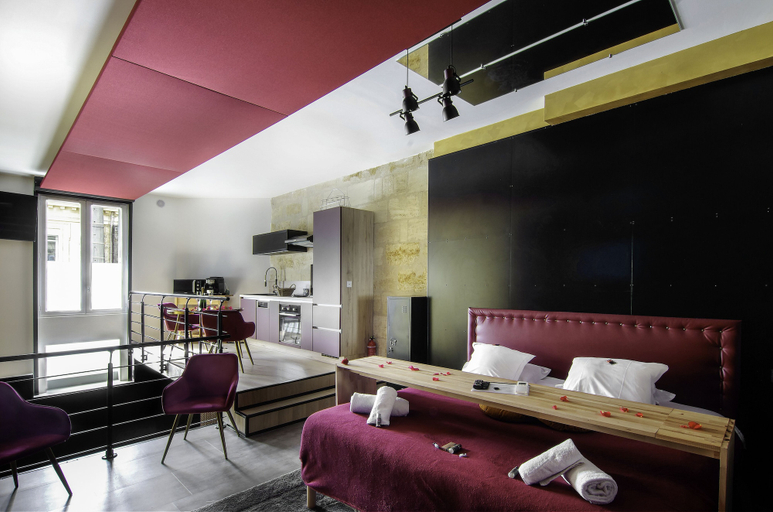Bedroom 3, 26 Rue du Grand Maurian, Gironde