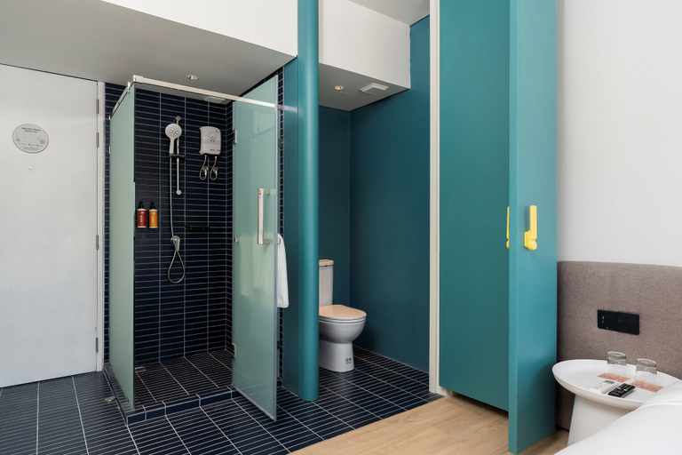 Bathroom 3, GO Hotel Sriracha at Central Si Racha, Si Racha