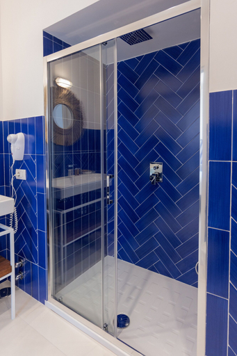 Bathroom 5, Relais del Mare, Napoli