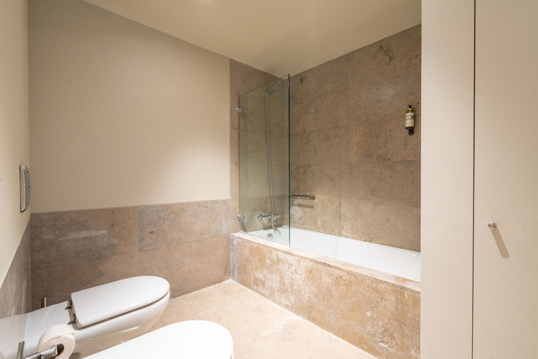 Bathroom 4, The Anchor Troia Sea, Grândola