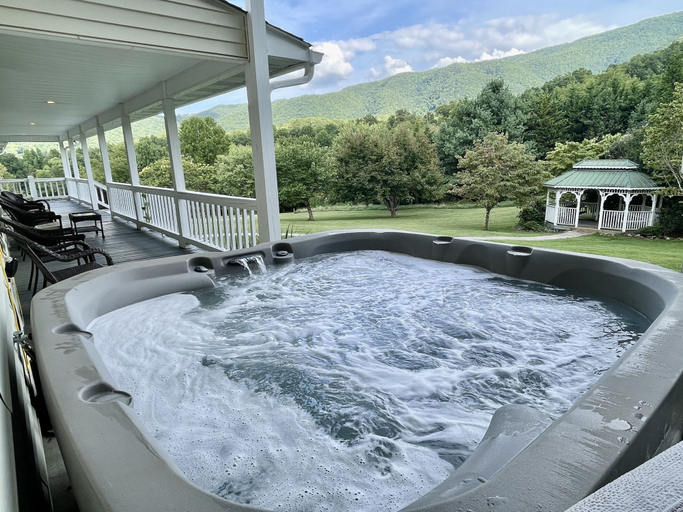 Sport & Beauty, Covemont Meadows, Sevier
