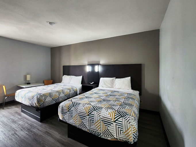 Bedroom 3, Motel 6 Pine Bluff, AR, Jefferson