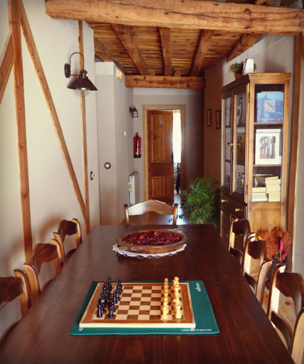 Others 5, Casa La Plaza, Segovia