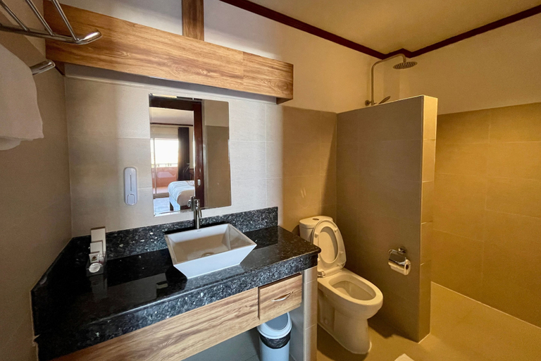 Bathroom 3, Verde View Villas, Puerto Galera