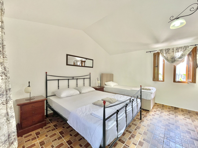 Bedroom 3, Hotel Opera Jaz