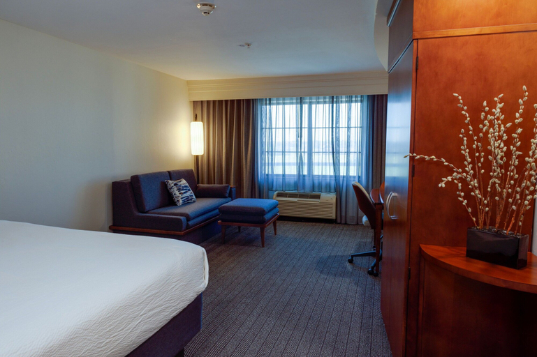 Bedroom 3, Courtyard by Marriott Oklahoma City North/Quail Springs, Oklahoma
