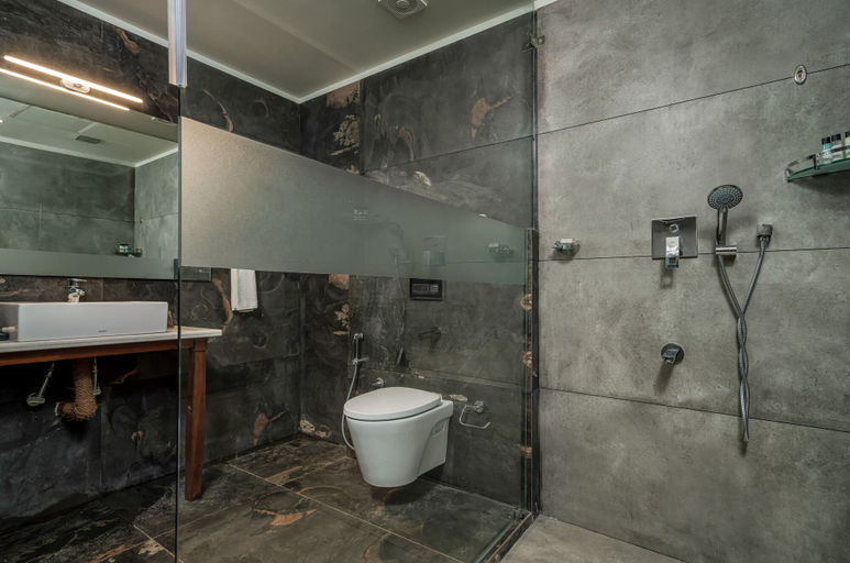 Bathroom 5, Malabar Ocean Front Resort & Spa, Kasaragod