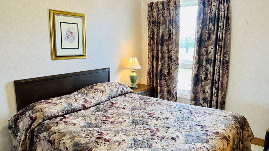 Bedroom 3, Anne Shirley Motel & Cottages, Queens