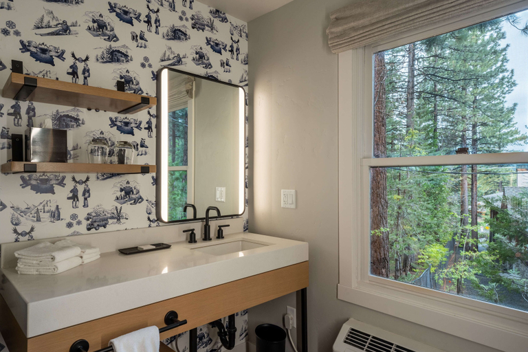 Bathroom 4, The Incline Lodge, Washoe