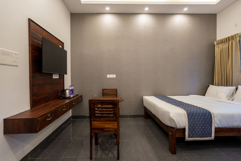Others 3, La Meadow Villa - 5 BR with Private Pool, Viluppuram