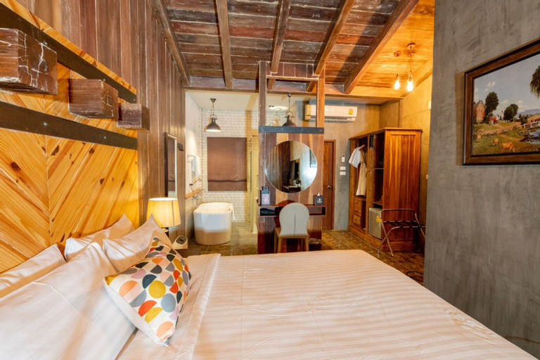 Bedroom 12