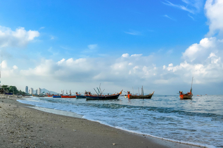 Nearby Landmark 5, T.tone House at Bangsaen Beach, Muang Chon Buri