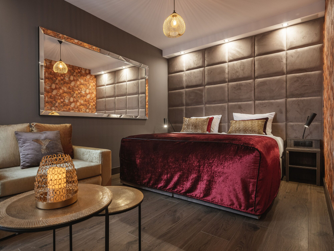 Bedroom 3, Art Suites Luxury Hotel, Kraków City