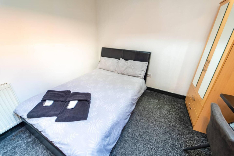 Bedroom 2, Ensuite Style Studio in Selly Oak, Birmingham